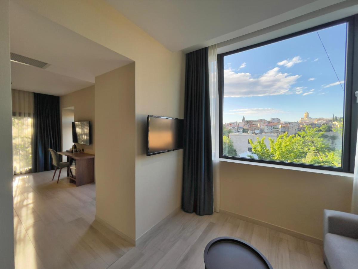 Eleven Inn Tbilisi Exterior foto